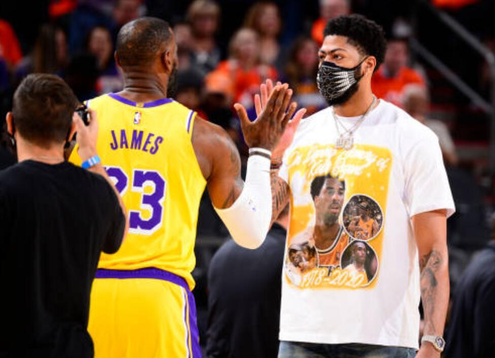  开拓者利拉德60分创队史新纪录