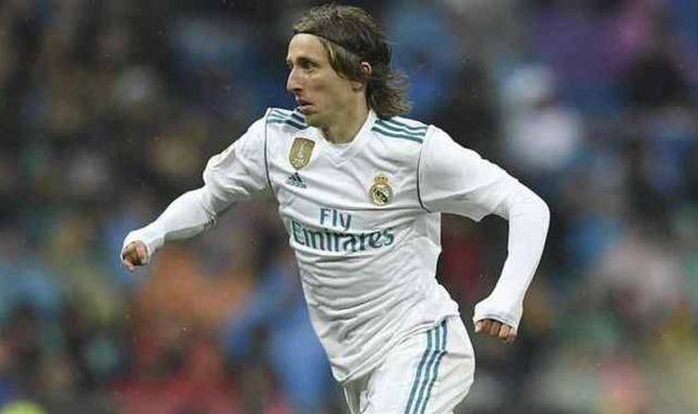  沙尔克04财政危机影响引援计划  