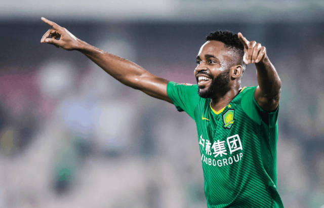 8, 洛里昂年轻门将连续扑点创纪录  