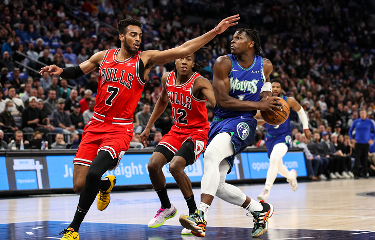  森林狼双塔合砍六十四分屠公牛  