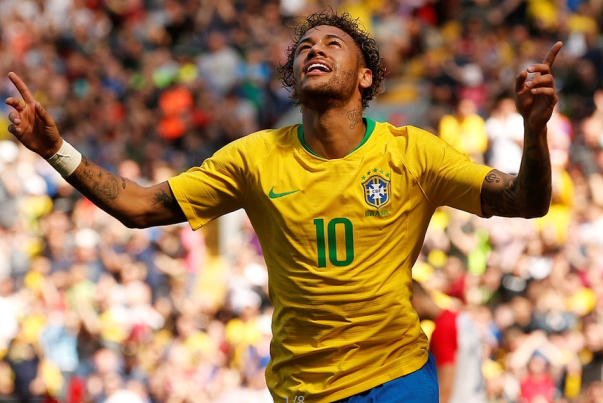  萨拉赫伤愈复出破门，利物浦险胜纽卡斯尔  